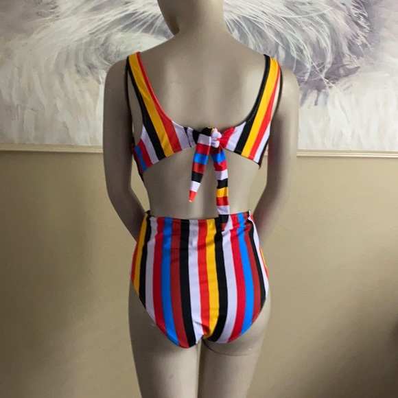 Cupshe Striped One Piece V-Neck Swimsuit size S - Picture 3 of 14